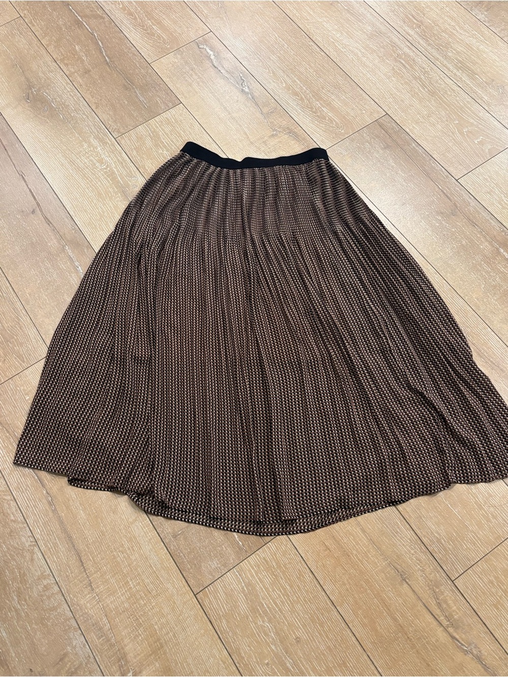 Adrianna Papell Pleated Geometric Midi Skirt - Size M - Picture 3 of 7